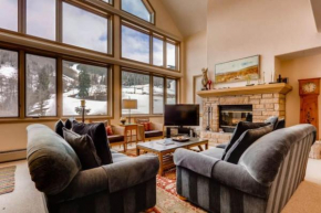 Highlands Slopeside 504 by East West Hospitality